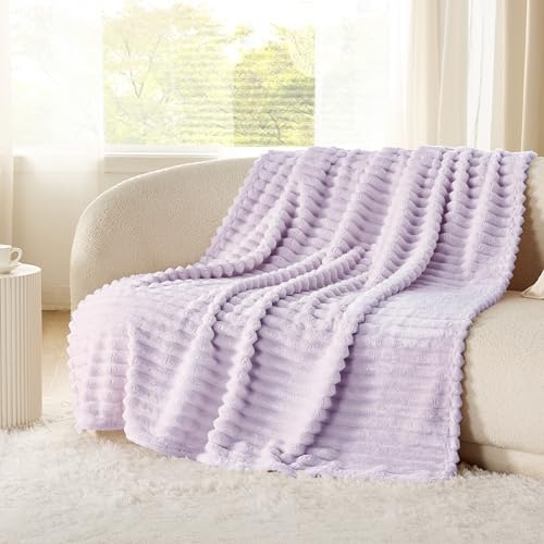 Bedsure White Throw Blanket for Couch - Super Soft Cozy Blankets for Women, Cute Small Fleece Blanket for Girls, 50x60 Inches